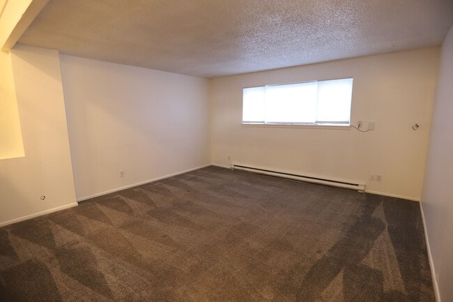 Building Photo - 257 Canby St