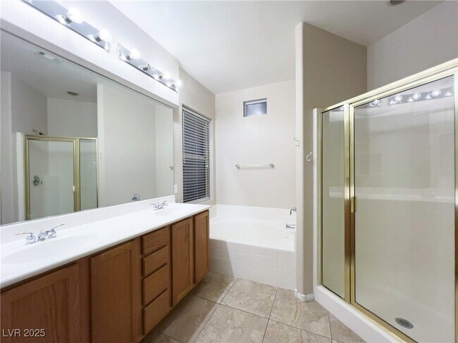 Building Photo - 1022 Pecos River Ave