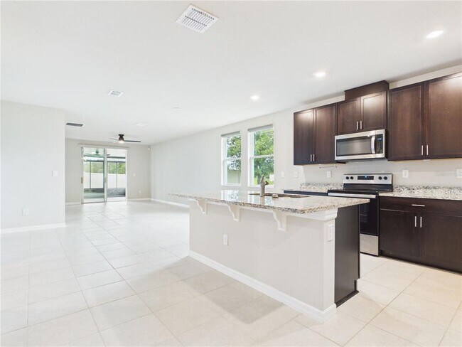 Building Photo - 38707 Finn Clover Ln