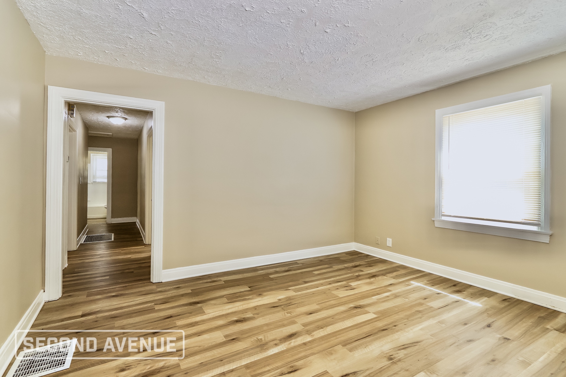 Building Photo - 651 S 37th St