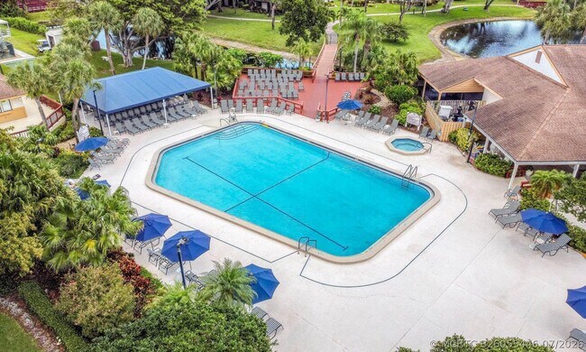 Building Photo - 10137 Mangrove Dr