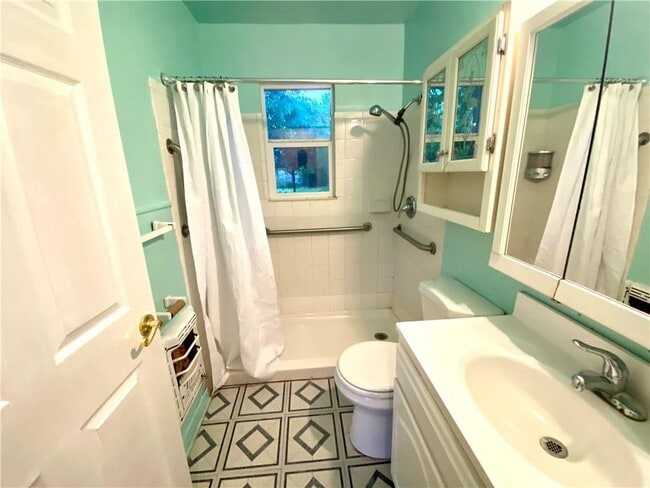 Building Photo - 6211 Club Terrace