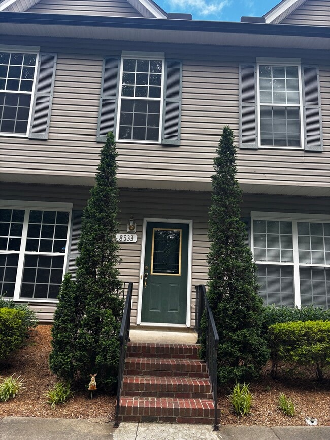 Building Photo - 8533 Kangaroo Ct