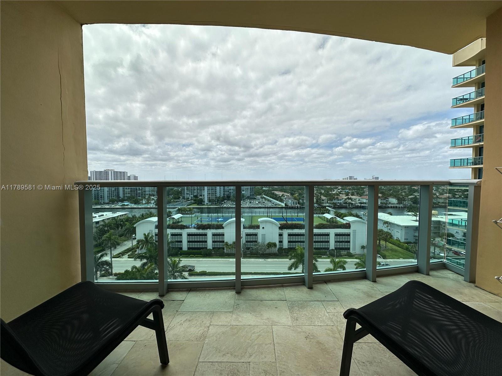 Building Photo - 2501 S Ocean Dr