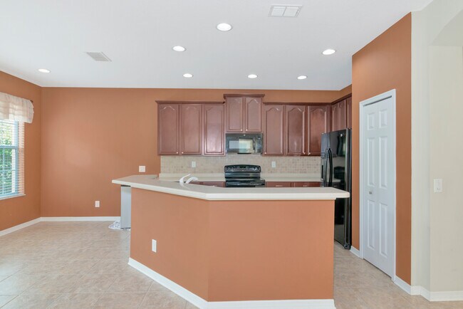Building Photo - 5519 Napa Dr