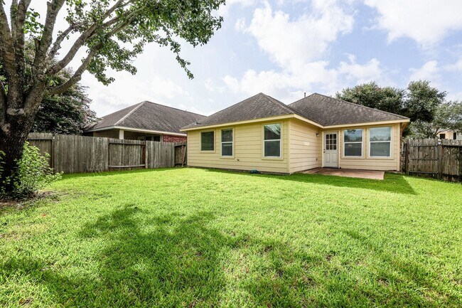 Building Photo - 11123 Overland Trail Dr