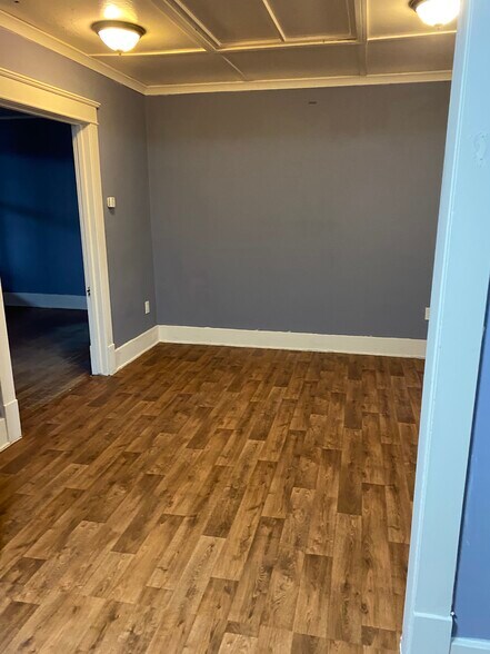 Dining room - 1103 Superior Ave