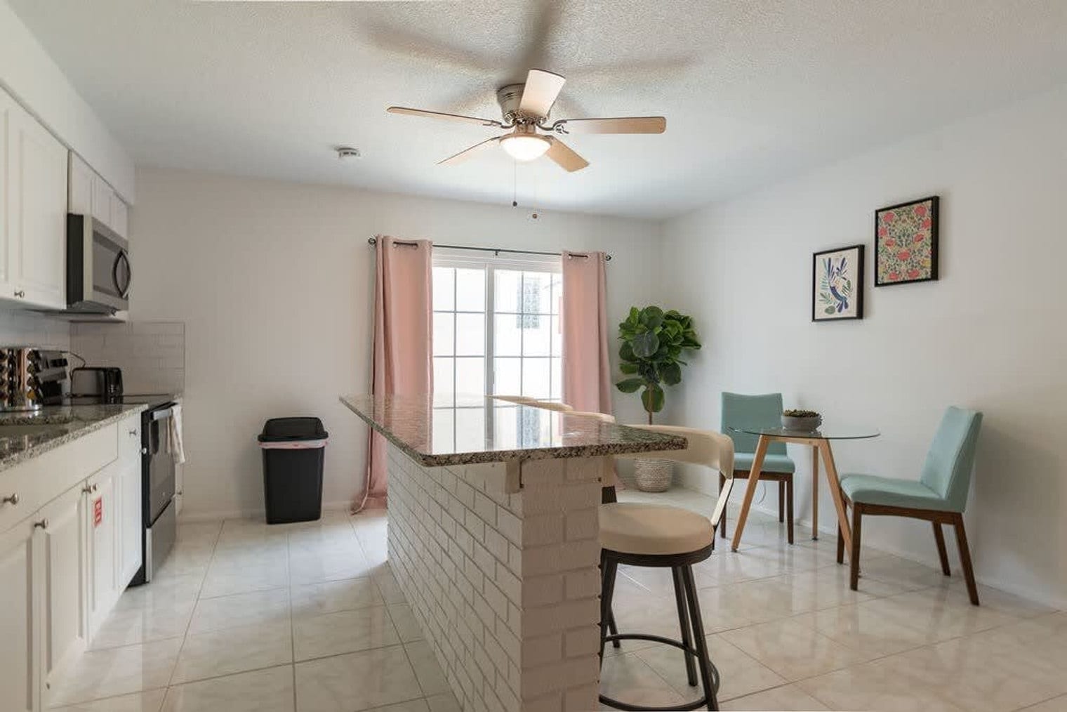 Building Photo - 505 Fillmore Ave