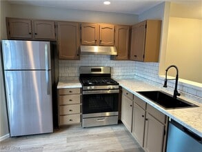 Building Photo - 6935 Tippecanoe Rd