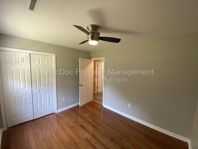 Building Photo - 16623 Braswell St