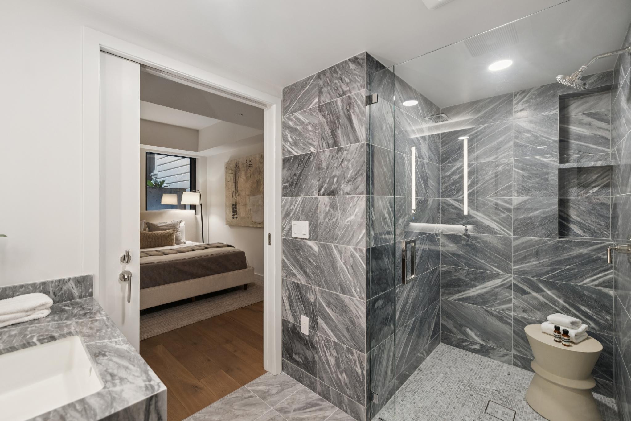 Building Photo - 2525 Van Ness Ave