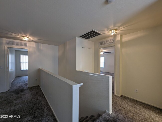 Building Photo - 3215 W St Anne Ave