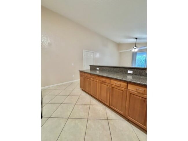 Building Photo - Water Included-2nd Floor Unit In Pine Key-...