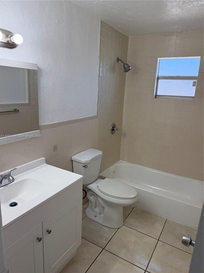 Building Photo - 2287 NW 33rd St