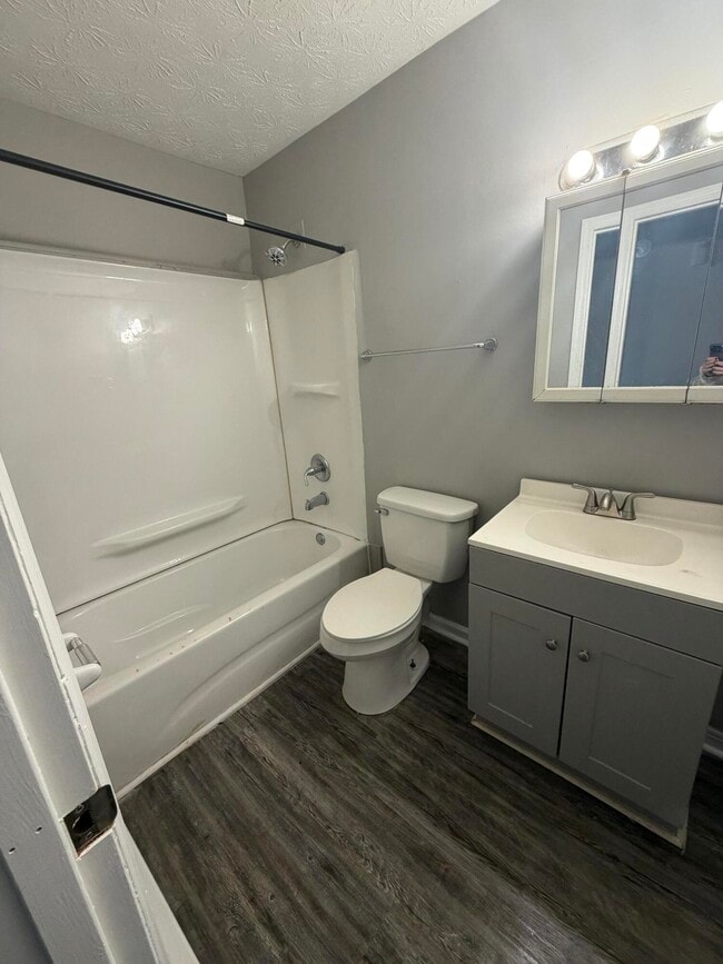 Building Photo - 301 Rebel Rd