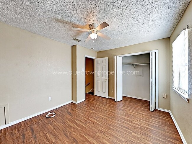 Building Photo - 648 S Rogers Rd