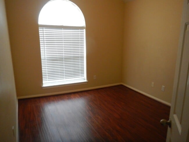 Building Photo - 19007 Dural Dr