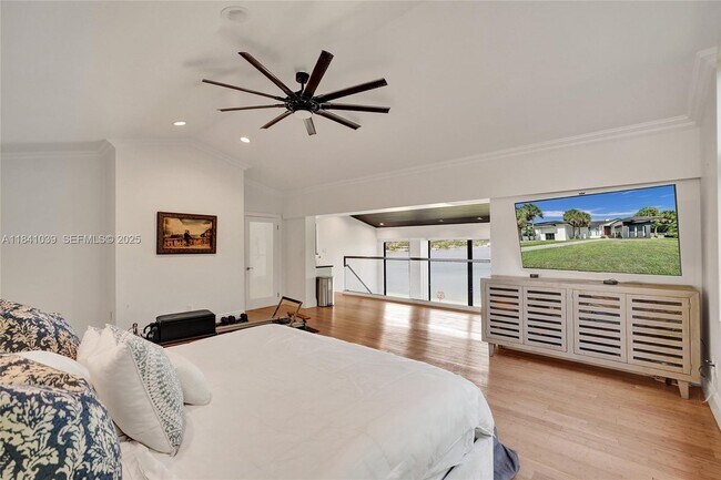 Building Photo - 13724 SW 92nd Ct