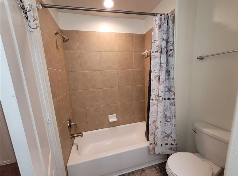 Building Photo - 3410 Hunter's Canyon