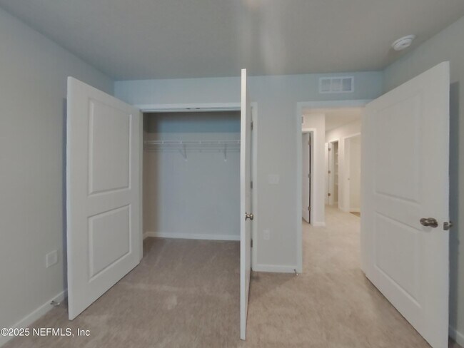 Building Photo - 14865 Praline Ct