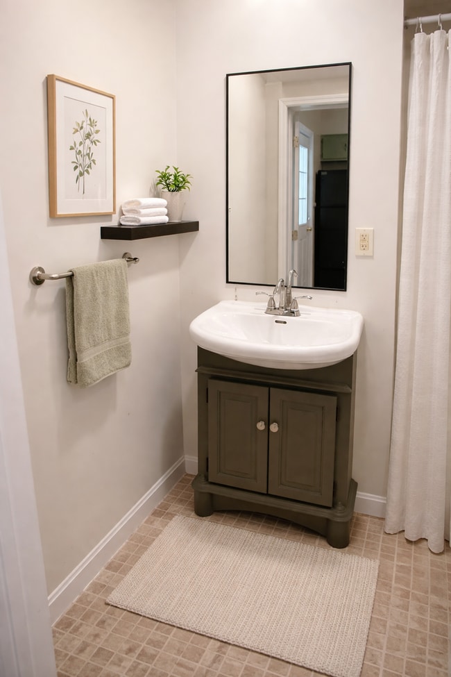 Building Photo - 339 Park Ave