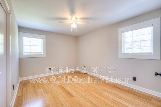 Building Photo - 109 Harrow Ct