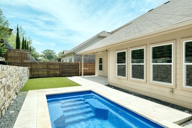 Primary Photo - 3209 Ortman Dr