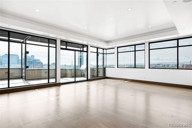 Building Photo - 1665 Central St