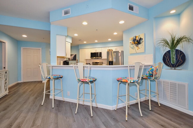 Building Photo - 9100 Southmont Cove