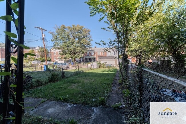 Building Photo - 105 Upmanor Rd