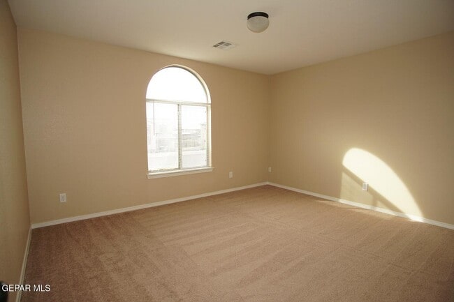 Building Photo - 14375 Whisper Mare Ct