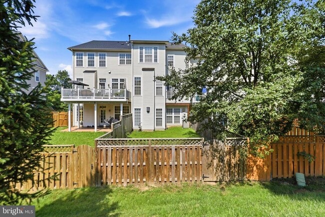 Building Photo - 24652 Siltstone Square