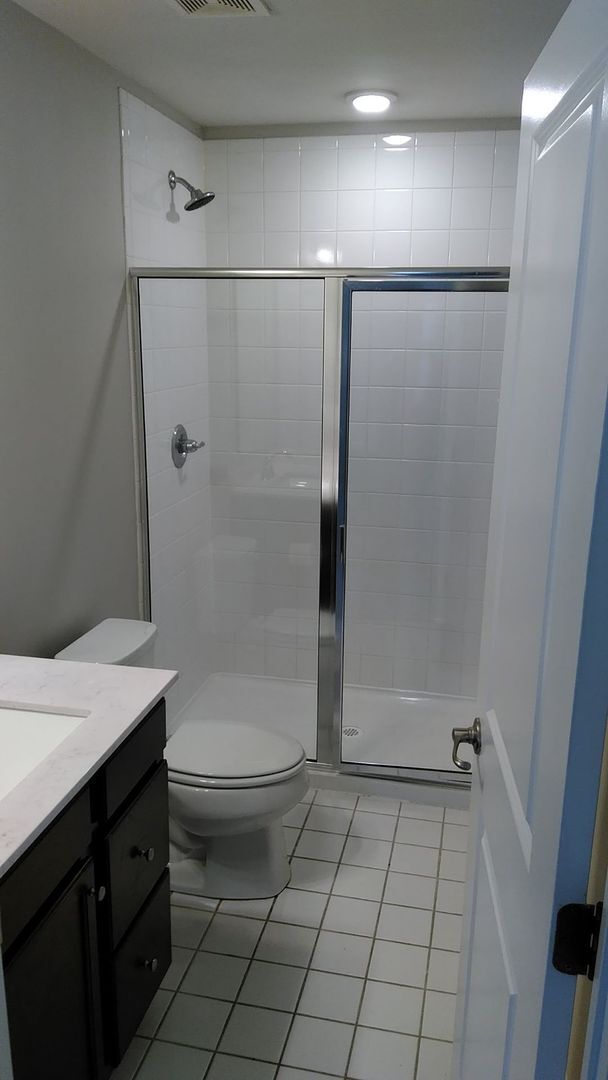 Building Photo - Like New Townhome in Stallings!