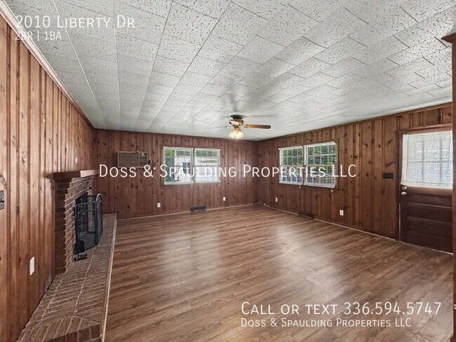 Building Photo - 2010 Liberty Dr