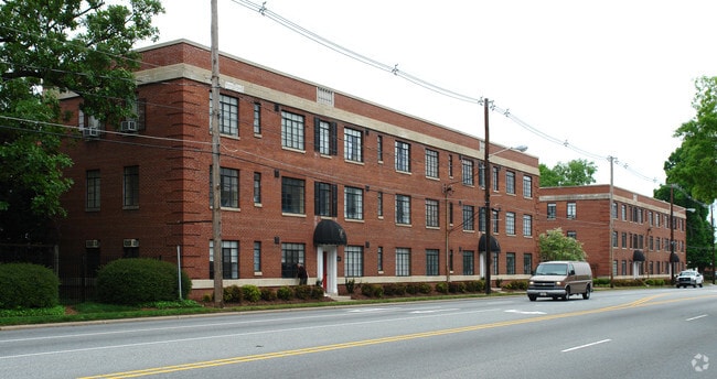 Primary Photo - Emerywood Court