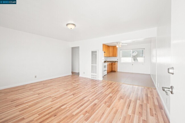 Building Photo - 2542 Denning Ct