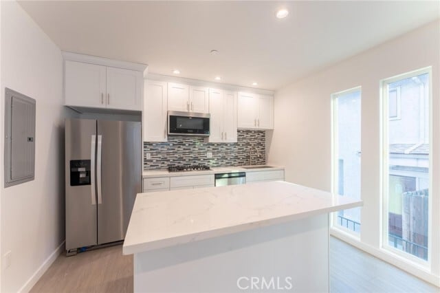 Building Photo - 6845 Haskell Ave