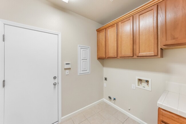 Building Photo - 1022 Prosperity Dr