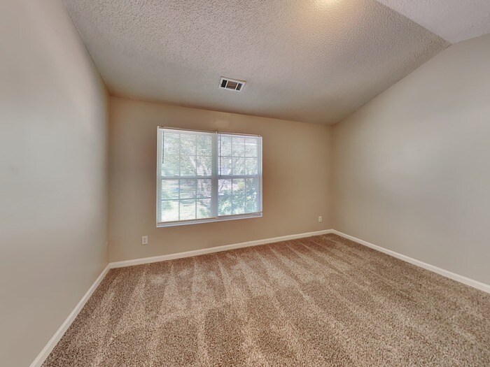 Building Photo - 50 Crestfield Cir