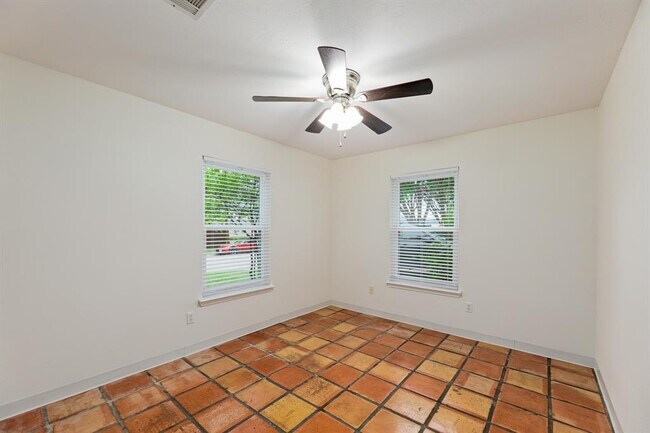 Building Photo - 8001 Brockman St