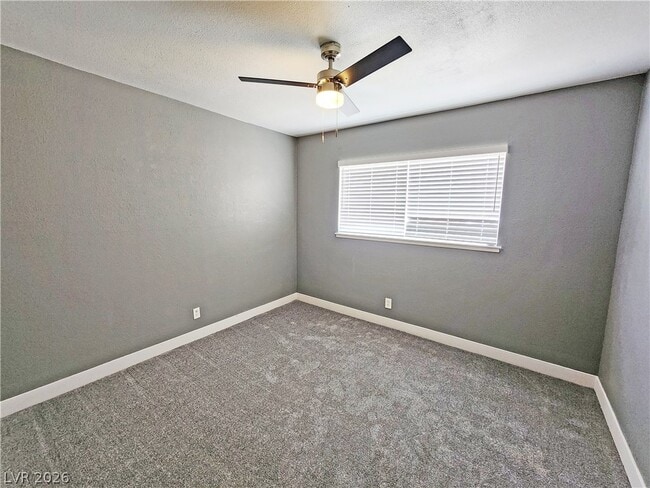 Building Photo - 5409 Mountain View Dr