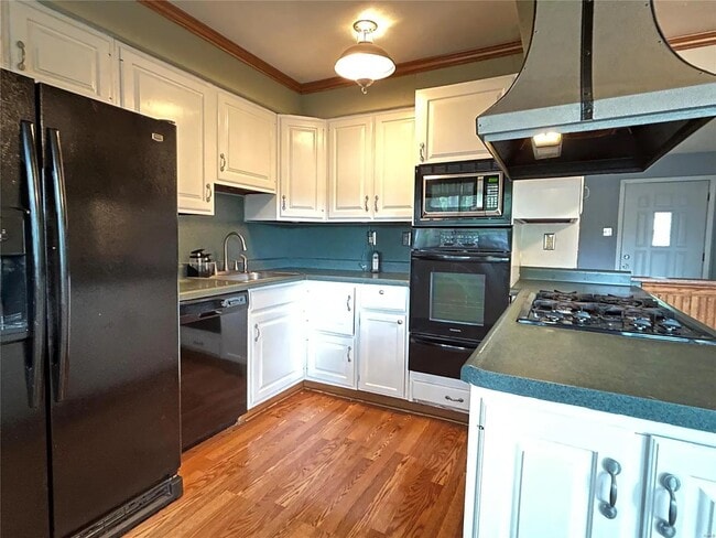Building Photo - 840 Campion Ln