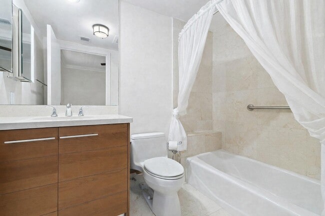 Building Photo - 3620 Gardens Pkwy