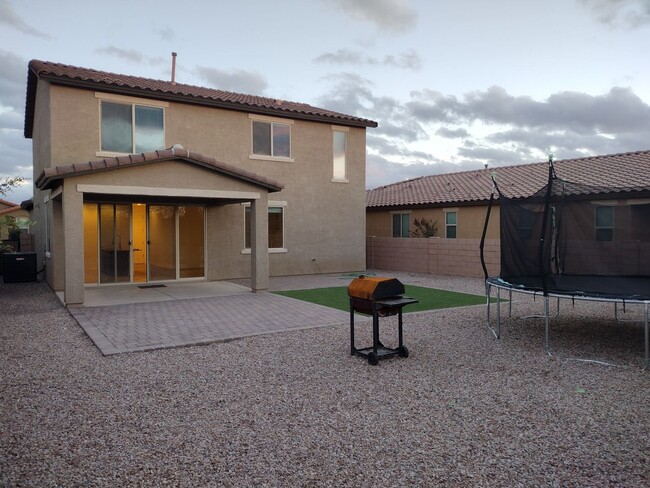 Building Photo - 7254 S Via Tierra Mesa