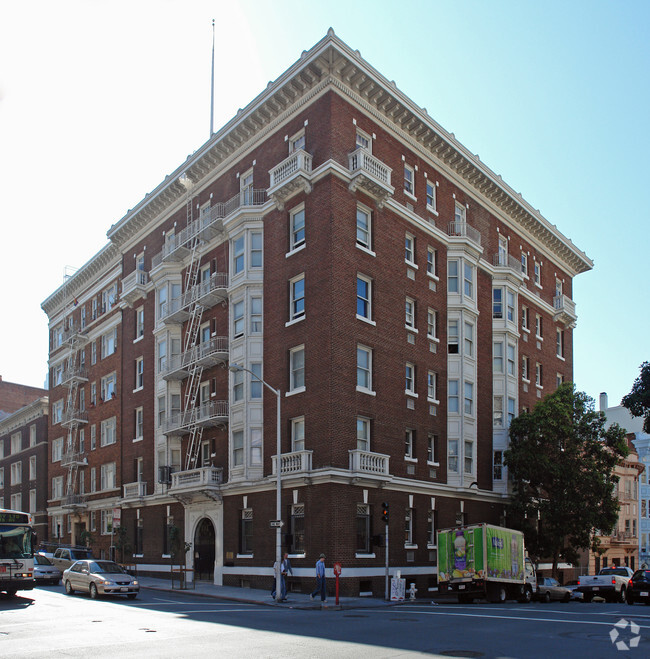 Primary Photo - Stanford Apartments