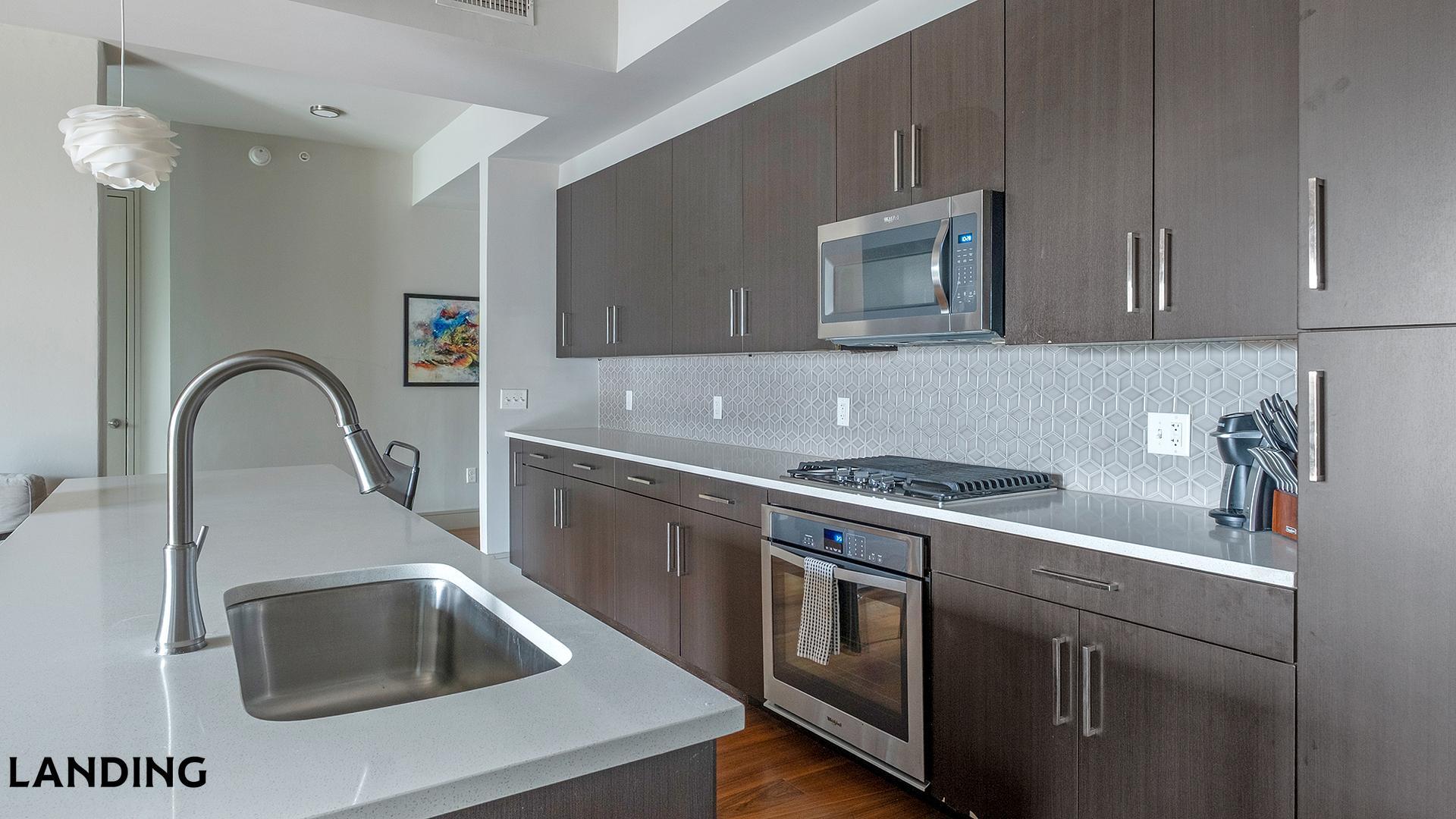 Building Photo - 1414 Wood Hollow Dr