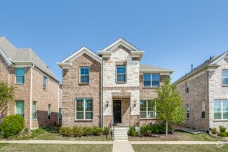 Building Photo - 8708 Fairway Ln