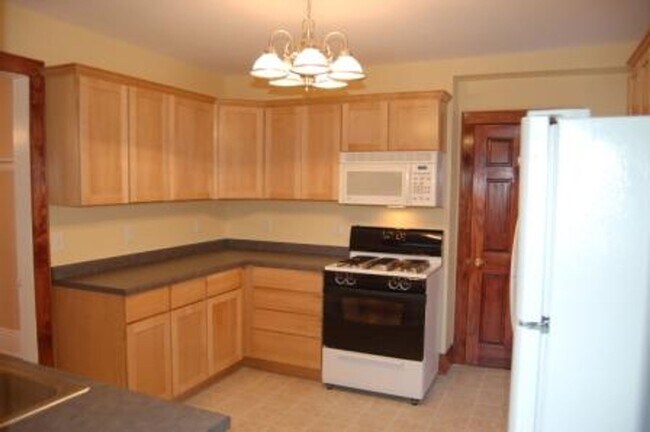 Building Photo - 1129 Williamson St