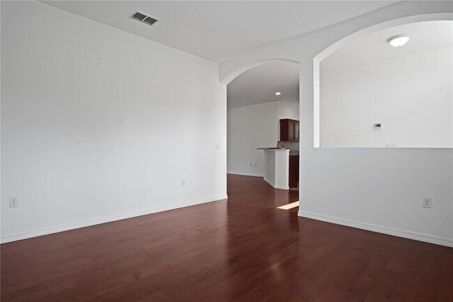 Building Photo - 101 Highland Meadows St