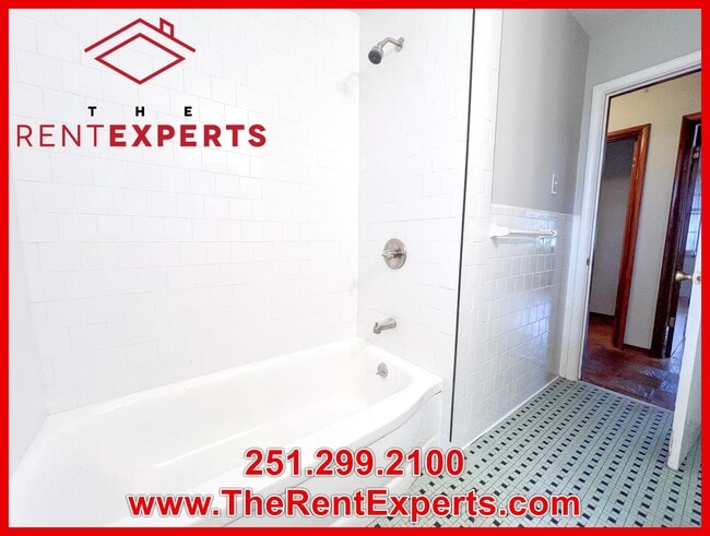 Building Photo - 5301 S David Langan Dr